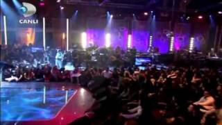 Beyaz Show Hande Yener Bodrum Türk Sanat Müziği Resimi