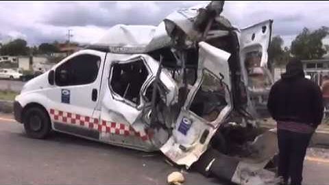 Cierran carretera tras fatal accidente; mueren ocho personas