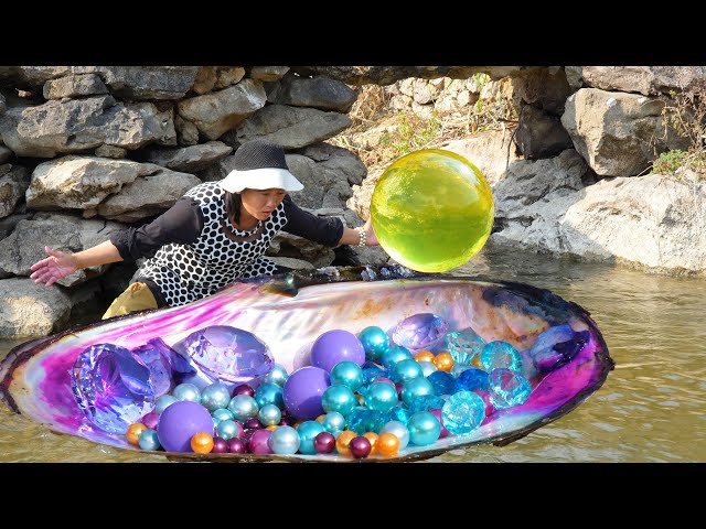 Pearlescent Nature: Exploring Pearl Crystal Gems in Wild River Clams class=