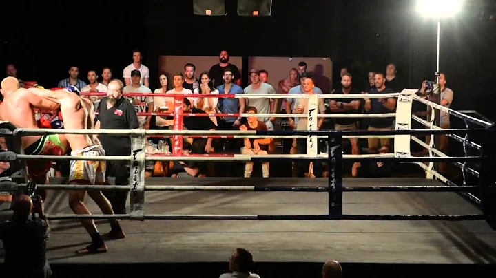 Dan 'Ruthless' Roberts Bulldog Gym Manly Vs Jacob ...