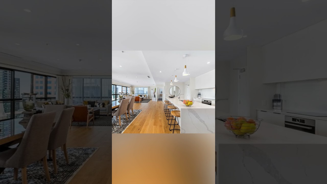 Discover Auckland's Ultimate Penthouse: Breathtaking Views & Luxury Living Awaits!