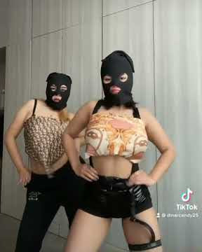 Tiktok Dinar Candy pakai Topeng Efek Lockdown