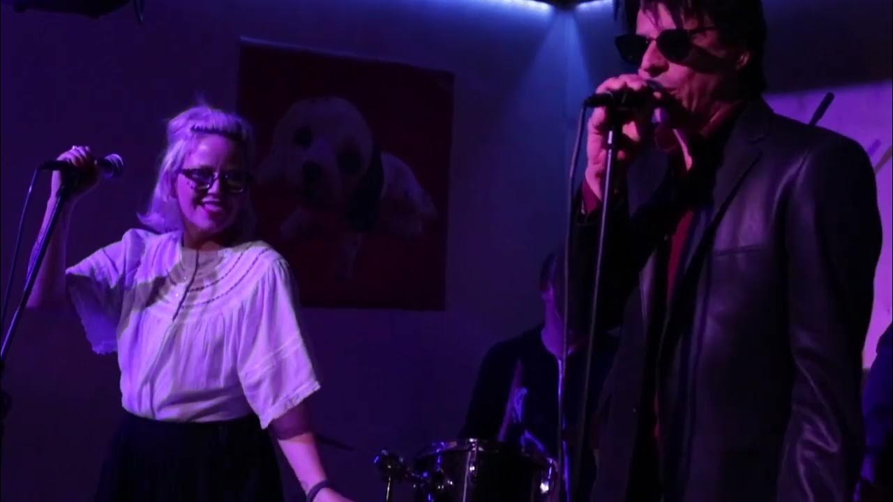 Coyote shivers and kay hanley perform sugar high at muse studio city