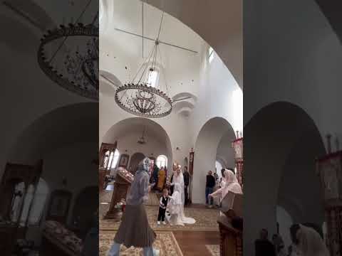 По давней традиции можно провести венчание во время литургии. Губино, Козельский р-н,Калужская обл