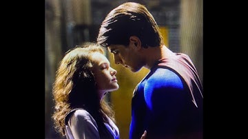 Superman and Lois Lane Fly Together