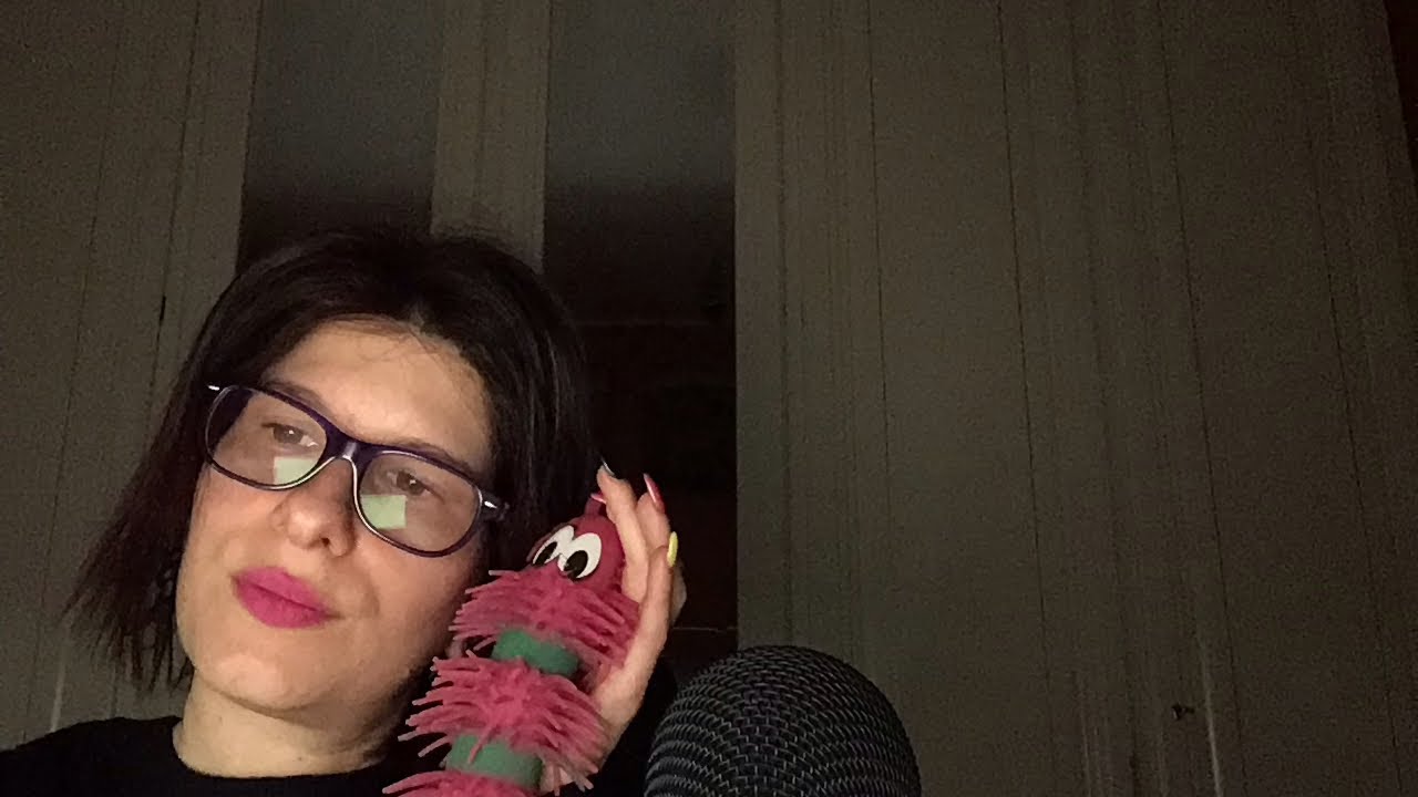 Quale trigger vi rilassa di più asmr ita 😍😍