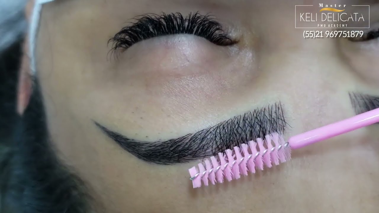 RETOQUE DE MICROPIGMENTAÇÃO