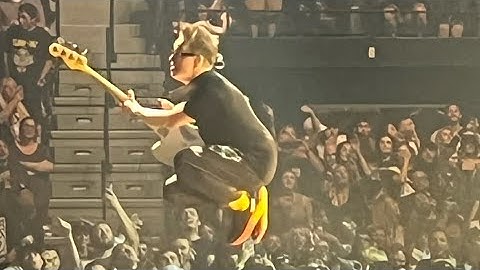 Blink 182 - Dumpweed Live San Diego 06-20-2023