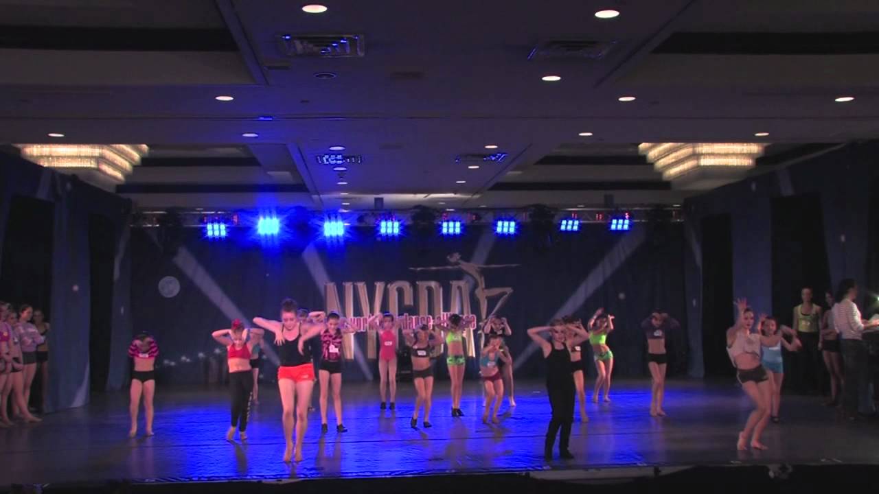 chloe zhao Mini Showcase Dancers in Meadowlands