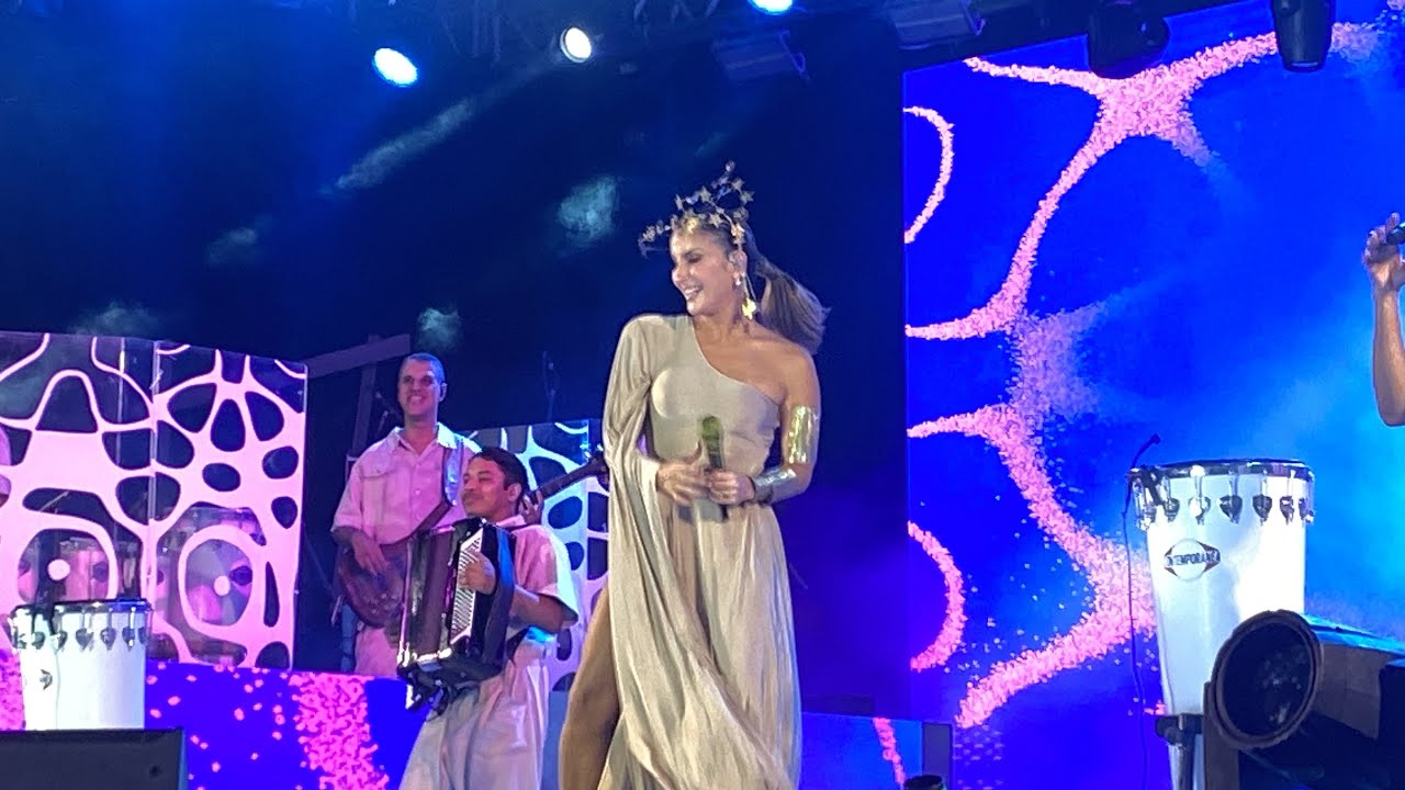 Bola de Sabão Claudia Leitte São João de Natal/RN 23/06/23 Origem Tour YouTube Bola de Sabão Claudia Leitte São João de Natal/RN 23/06/23 Origem Tour YouTube