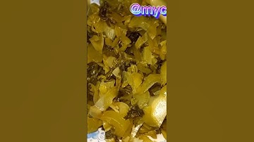 Cá lóc nấu canh chua dưa cải và kho tiêu cùng với thịt heo...