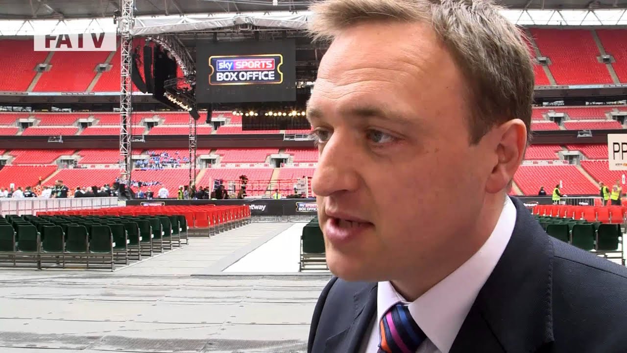 steph houghton injury Wembley Fight Night: Froch v Groves | FATV News