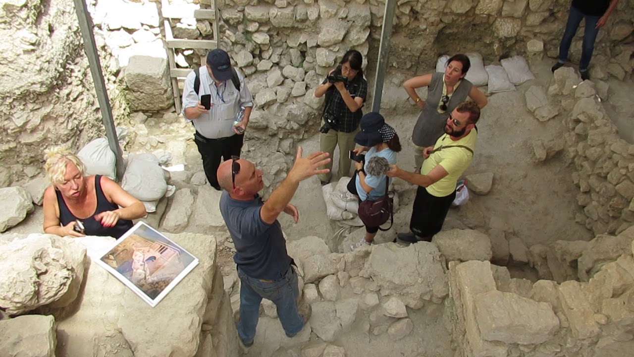Two story house revealed in Givati Parking Lot Ir David