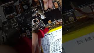 Motorola charger problem #MobileRepairing#SmartphoneRepair#PhoneFix#ExpertRepair#MobileRepairLab