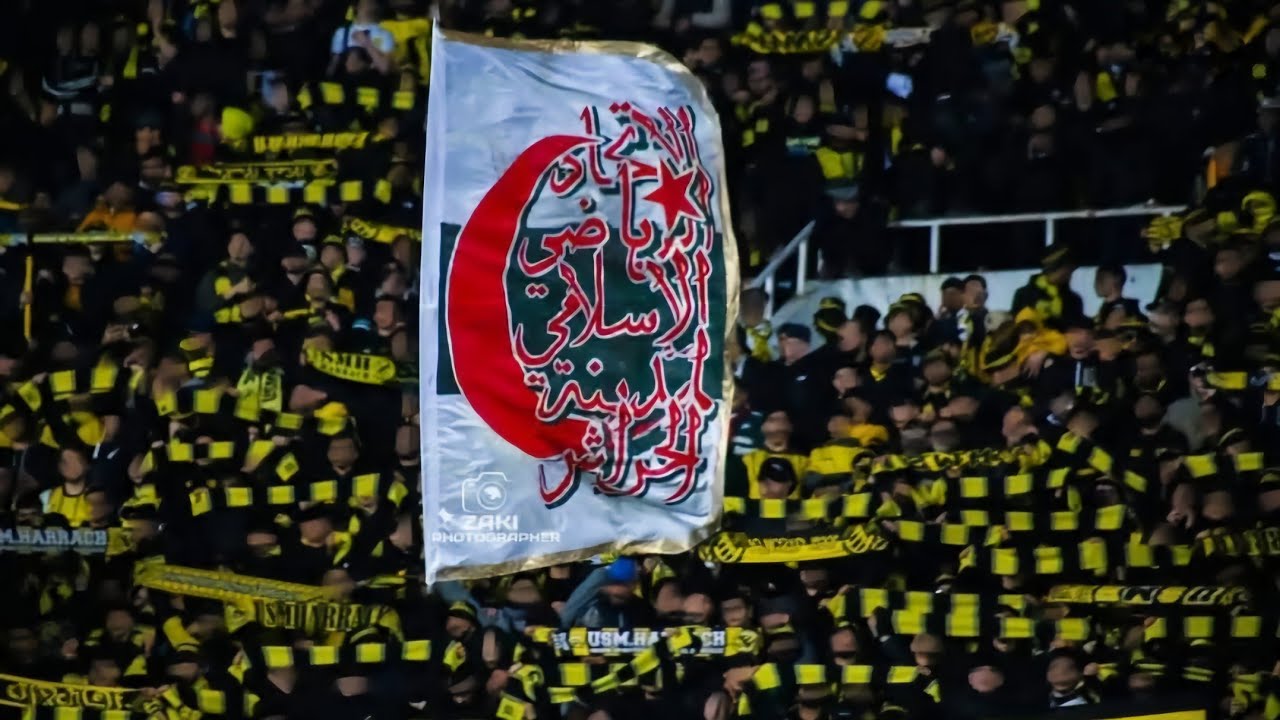 شـــاهد... إيشونج #رهـــيب🥵 من أنصار إتحاد الحراش بقيادة أولترا كومباتيفا 🥵🖤💛