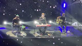 ILYSB - LANY Strip Concert in Manila 2022 screenshot 4