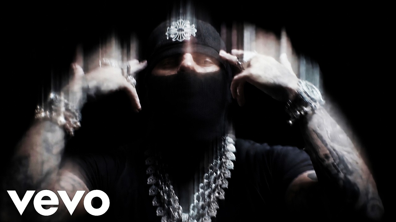 yeat様 Yeat - WÖRLD [Music Video] - YouTube