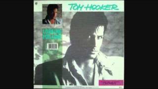 Tom Hooker - Looking For Love_Extended Version (1986) chords