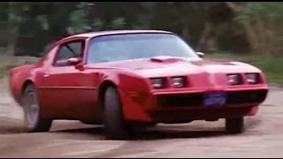 Firebird Trans Ams in 2 chases