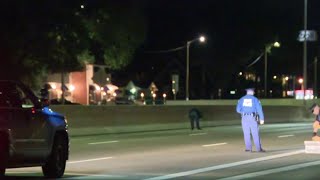 2 people injured in Southfield Freeway shooting in Detroit