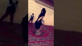 رقص منزلي دمار شامل 😳 حماس🔥بدوية مربربه قووه 😍