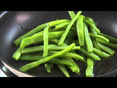 Vídeo: Salada De Feijão Verde Rápido Com Sementes De Gergelim Na Marinada De Soja