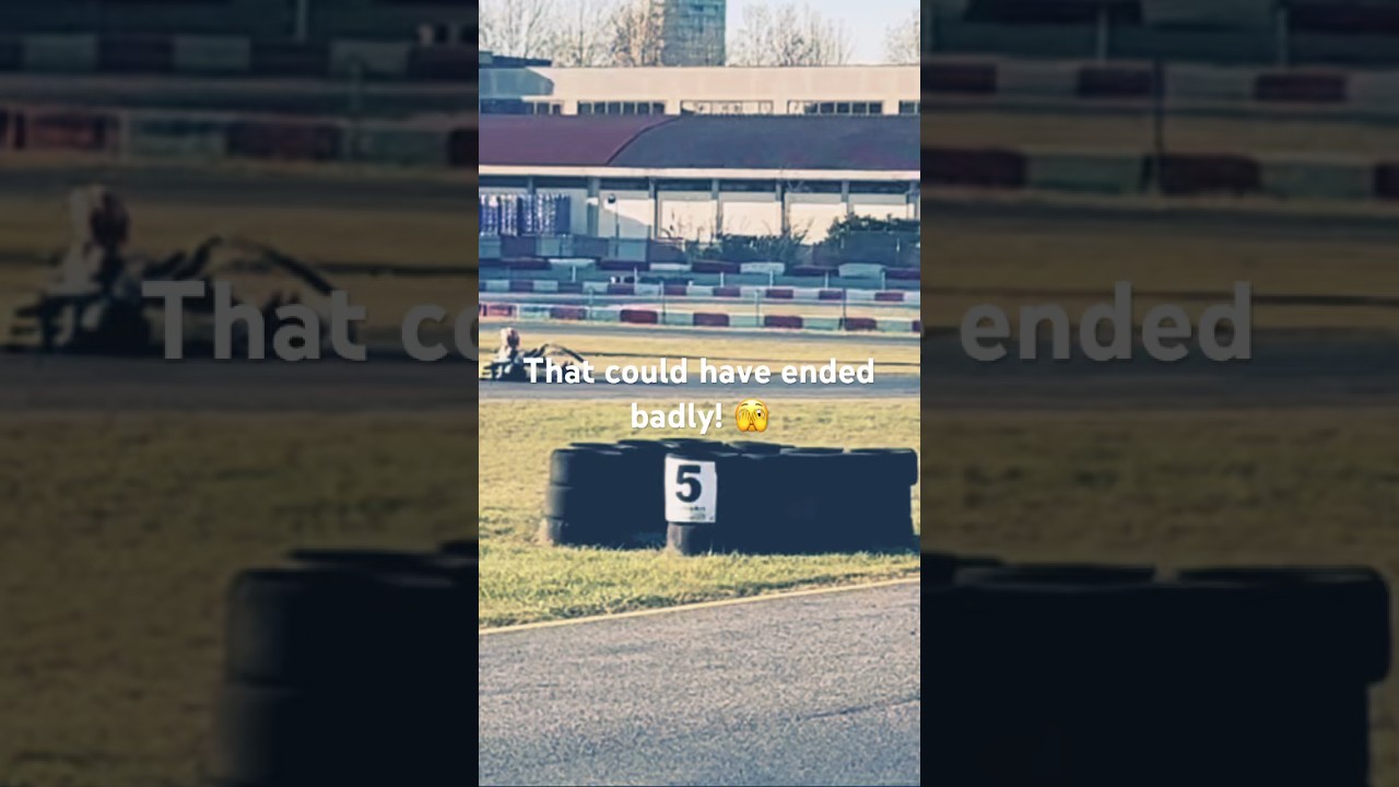 🫣That could have ended badly!🫣 #bellhelmets #birelart #karting #racing