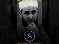 الشدة تظهر النفاق و تفرق العدو من الصديق الشدة تظهر النفاق و تفرق العدو من الصديق