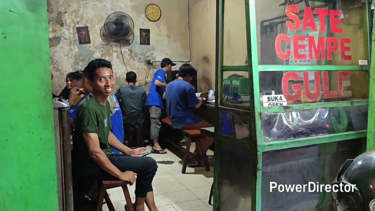 Warung Spesial Sate Cempe Jalan Ketintang Surabaya || Enak Dan Murah. 