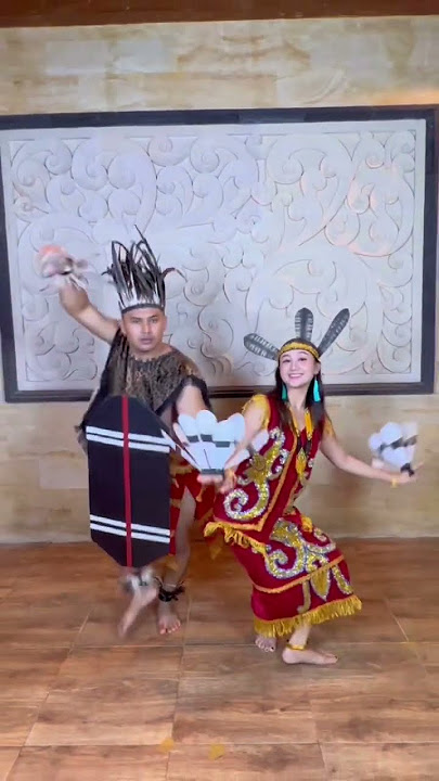 Medley Tari Nusantara by Echa Laksmi