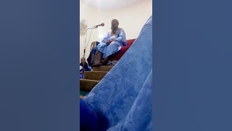 تستمعون إلى تلاوة خاشعة من تلاوة بلاد الشنقيطي، حيث يلتقي الصوت مع الروح في لحظة من السكون والإيمان.