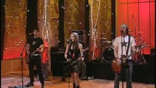 Avril Lavigne - Ellen Degeneres show [5 26 04] - Don't Tell Me - HQ! chords