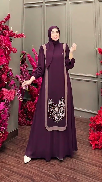 Isn't it really cool, honey? It's really obvious that it's premium. This is priced at just 275 th...