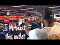 I vlogged EVERY shoe in a Nike Outlet!!!