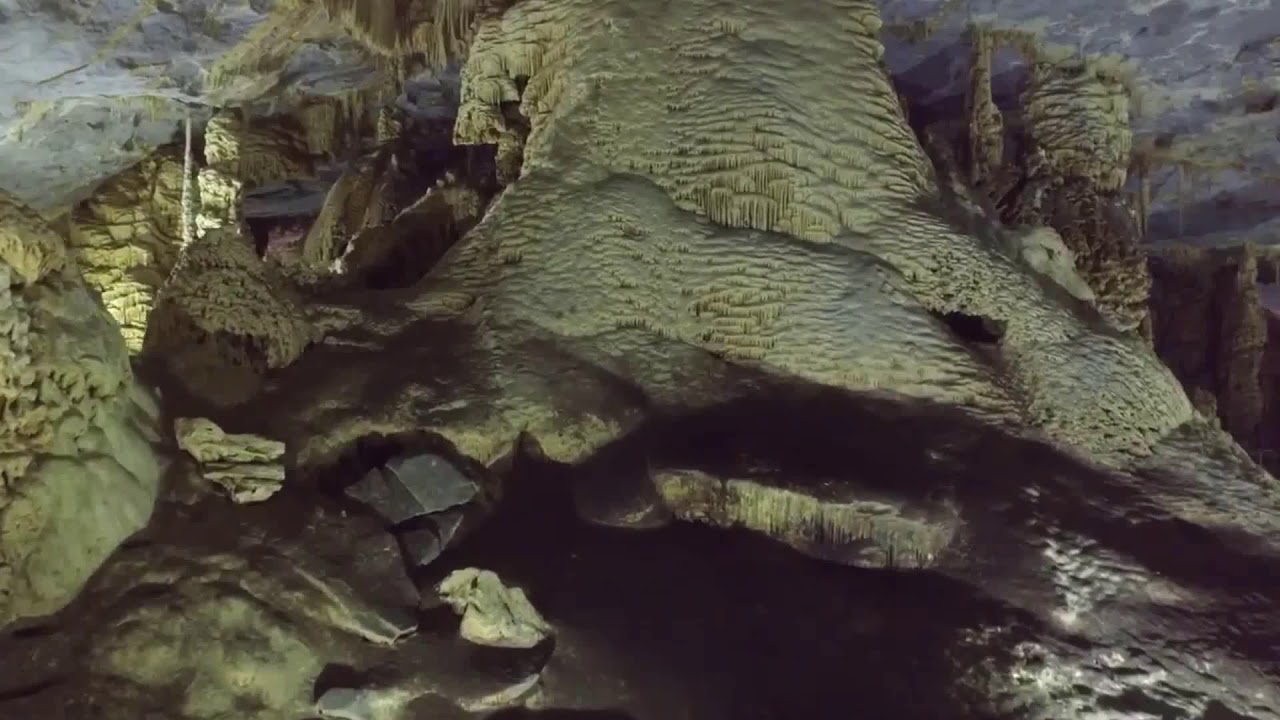 REPORTAJE - Las Grutas de Bustamante