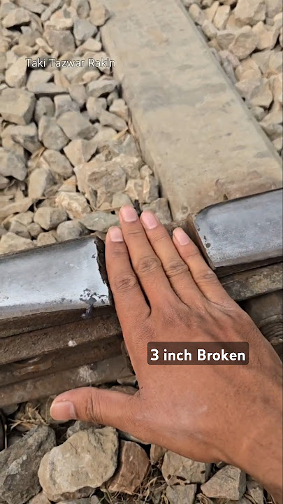 3 inch broken rail, speedy train passed. #railway #shorts