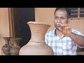 Making a clay vase