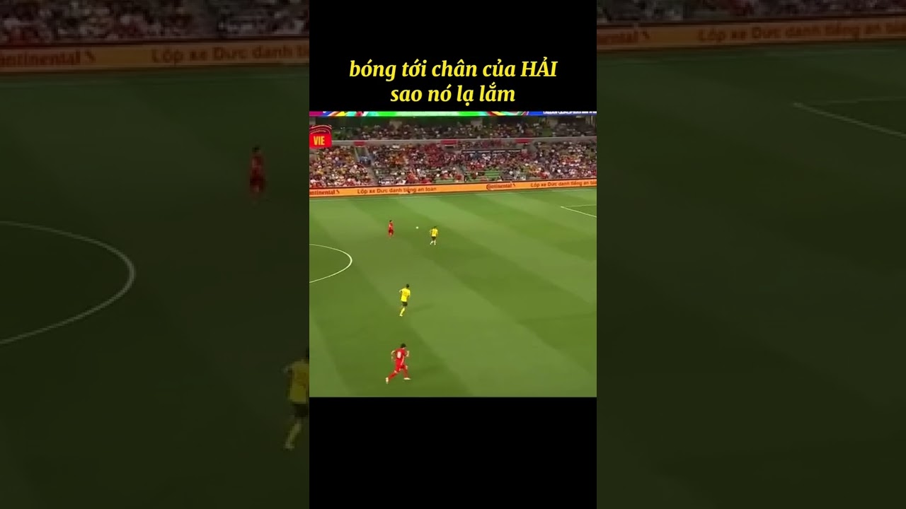 Quang Hải là sự khác biệt của bóng đá Việt Nam 👏