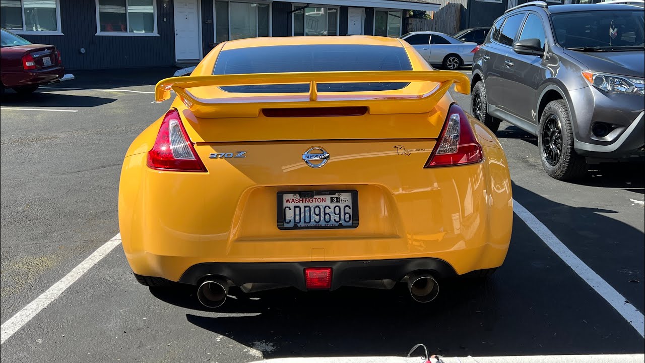 Nismo V1 spoiler on 370z