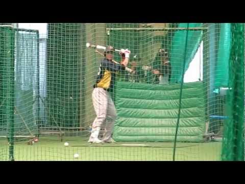 T-岡田選手バッティング練習。オリックスバファローズ春季キャンプ2013