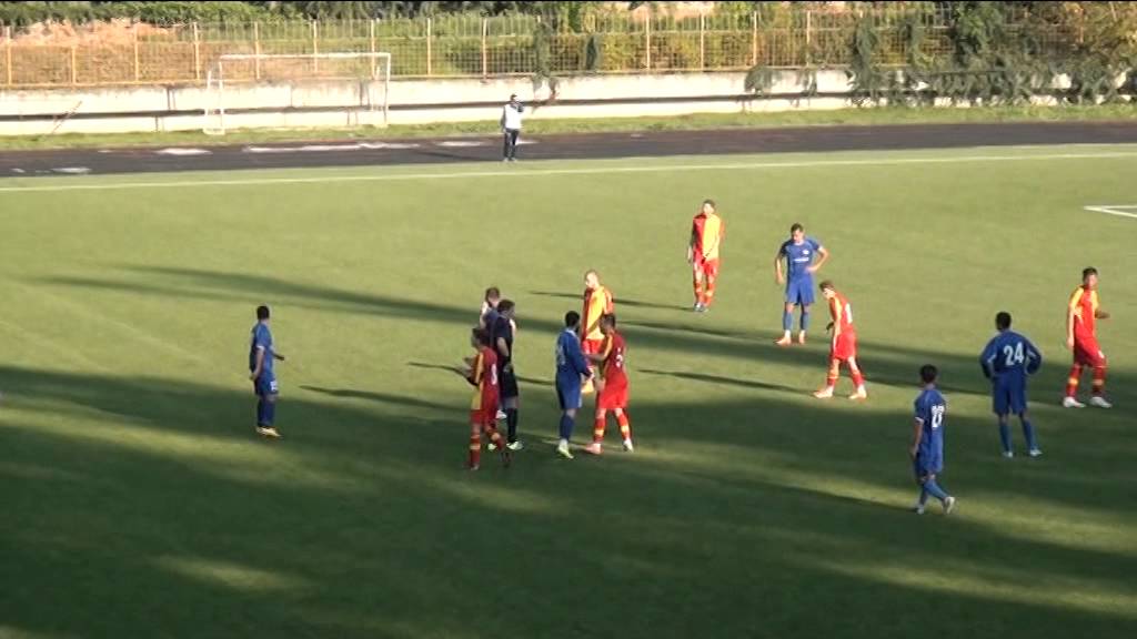 FK EUROMILK Gorno Lisiche FK MAKEDONIJA Gj.P 22(11)VMFL 2015/16 11 Kolo YouTube FK EUROMILK Gorno Lisiche FK MAKEDONIJA Gj.P 22(11)VMFL 2015/16 11 Kolo YouTube
