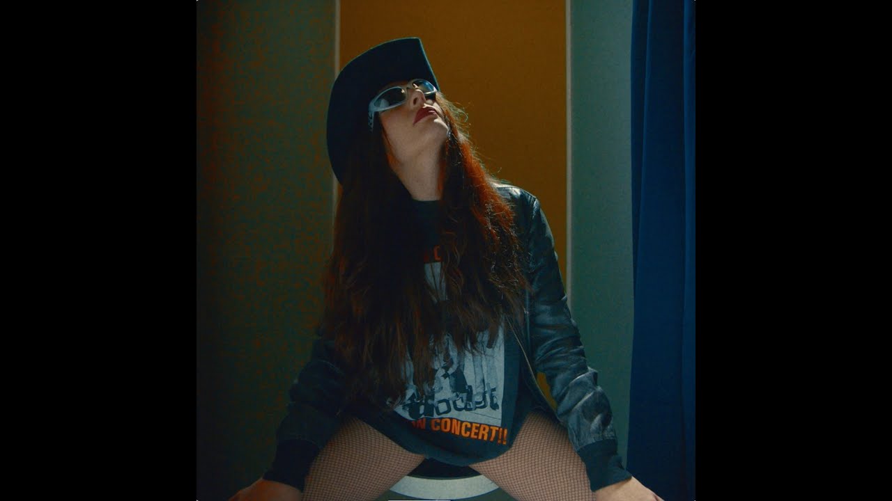Watch Ditonellapiaga - Ti dirò (Visual) on YouTube Watch Ditonellapiaga - Ti dirò (Visual) on YouTube