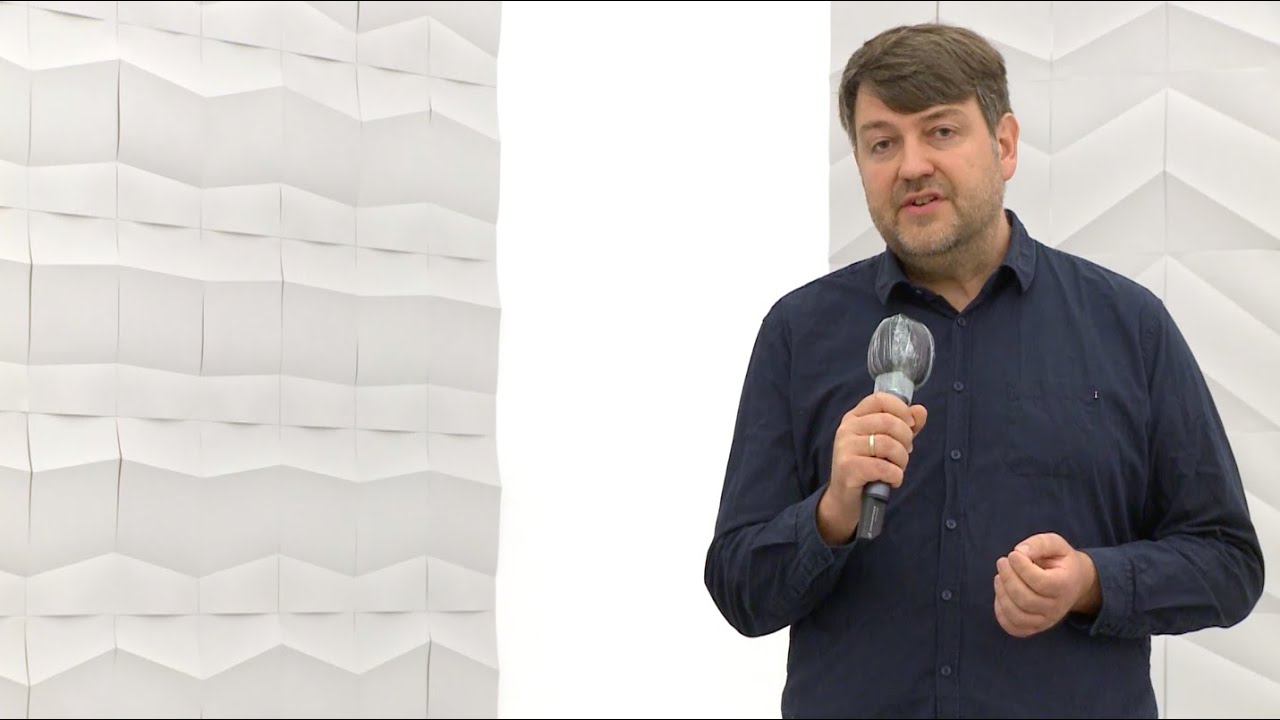 Sammlungssatellit 5 Ignacio Uriarte. Den Zufall ordnen Biographie