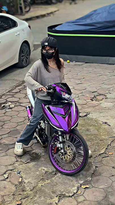 cinematic cewek naik mx king #mxking #mxkingindonesia #mxking150 #y15zr #modifikasi #solana #xrp