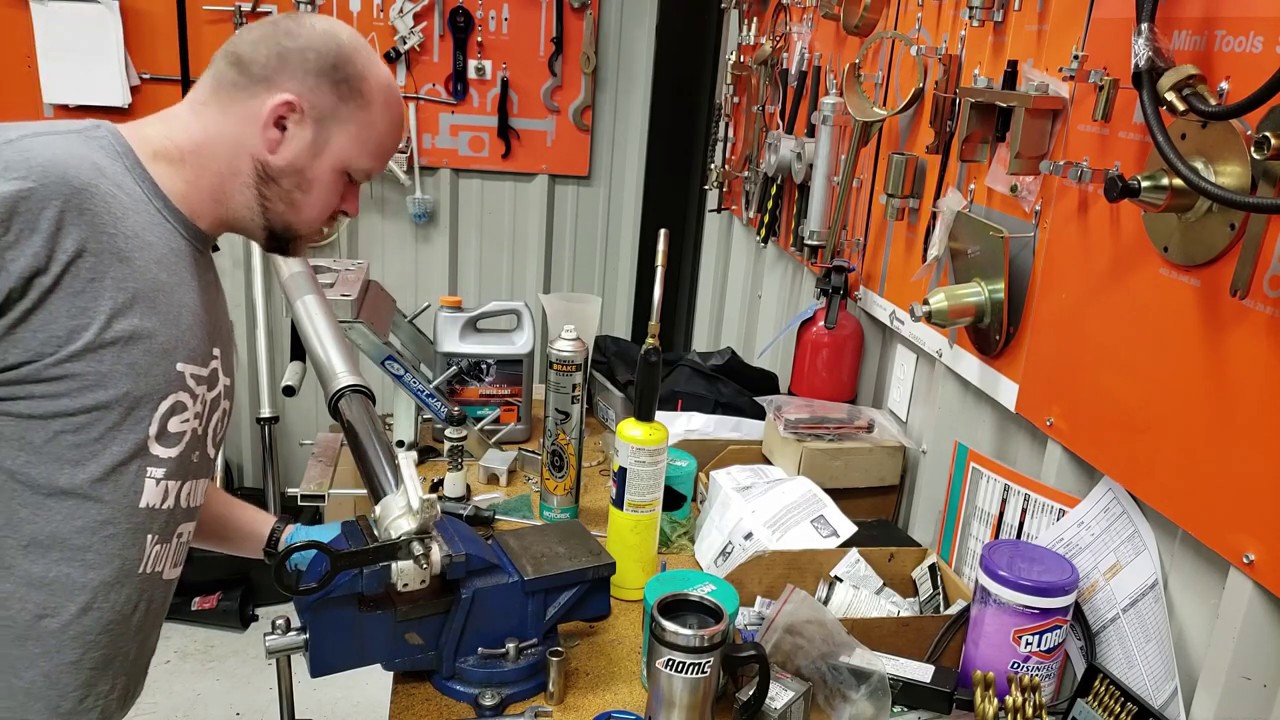 Replacing Fork Seals ! KTM 250 XC 2013 WP YouTube