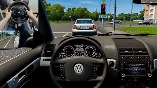 Volkswagen Touareg R50 - City Car Driving [Steering wheel gameplay] screenshot 2
