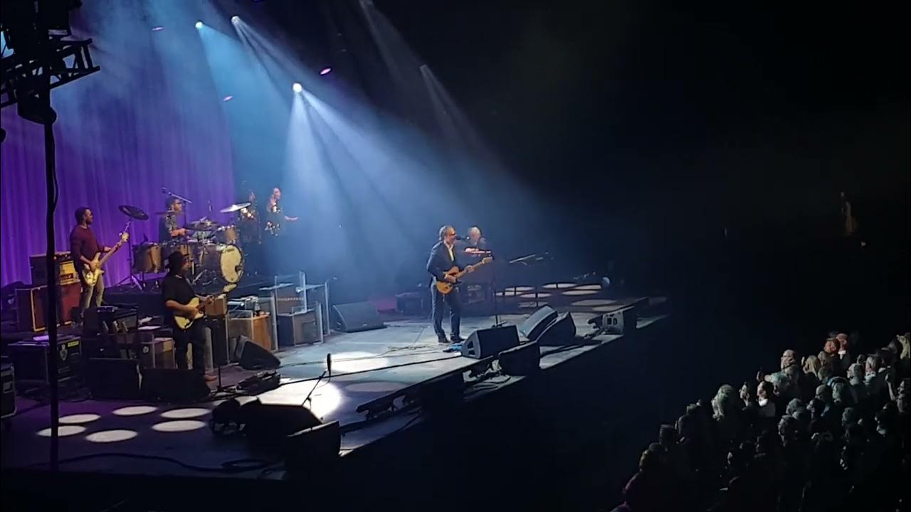 Joe Bonamassa - The Heart That Never Waits (live @ Antwerp) Joe Bonamassa - The Heart That Never Waits (live @ Antwerp)