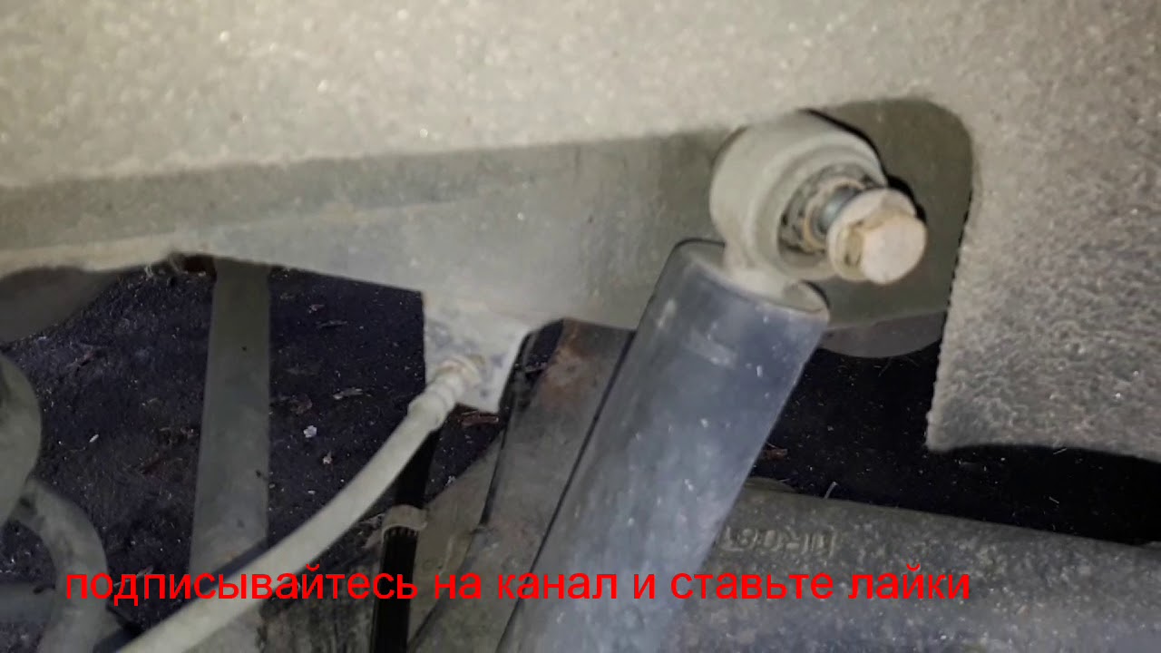 Mercedes Viano или Vito 639,  кузов замена задних амортизаторов