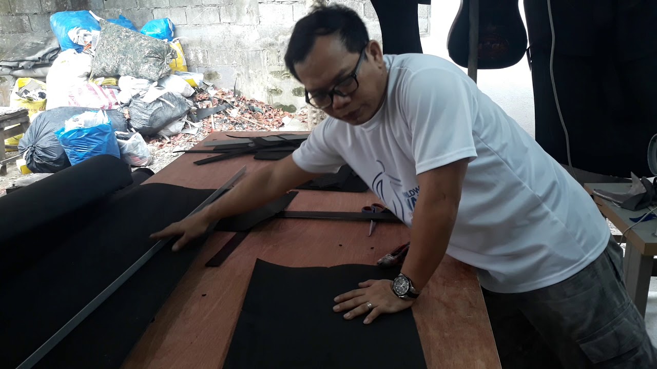Making gig bag of JMC gig bag maker.