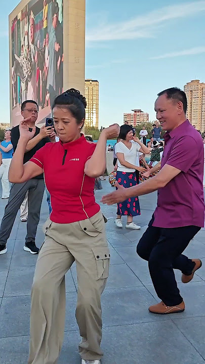 Dynamic dance #xinjiang #dance #chinesedancer